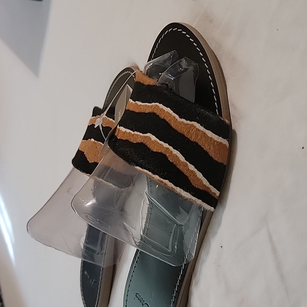JCrew slide
